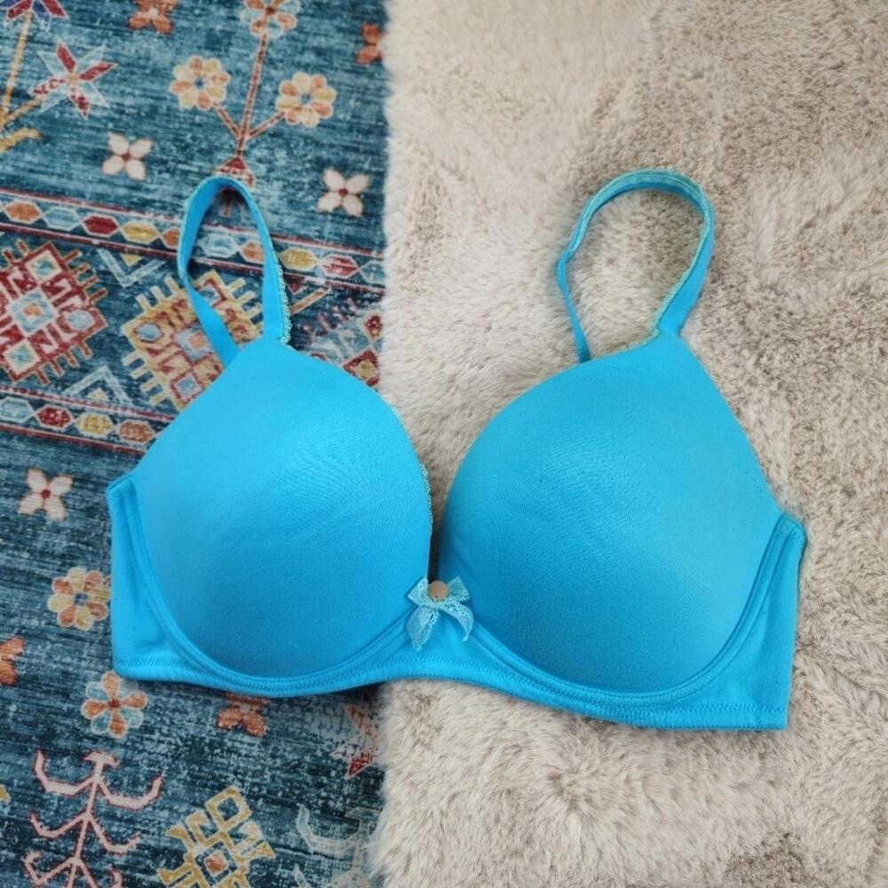Victoria’s Secret Blue Body By Victoria No Wire 36D